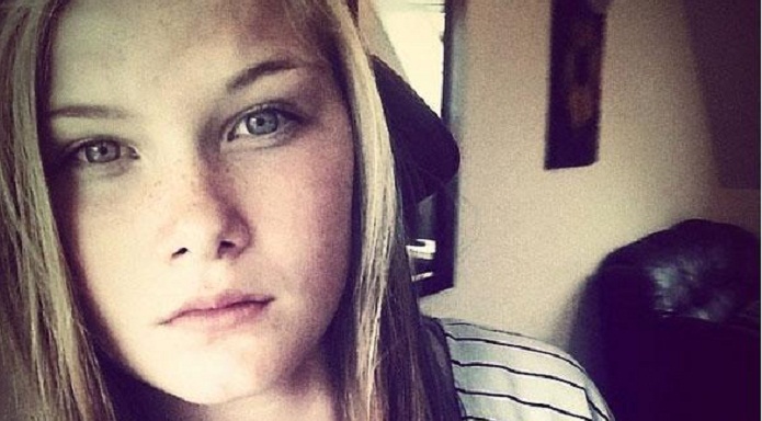 Teenage girl stabbed her mother to death after watching Isis beheading videos